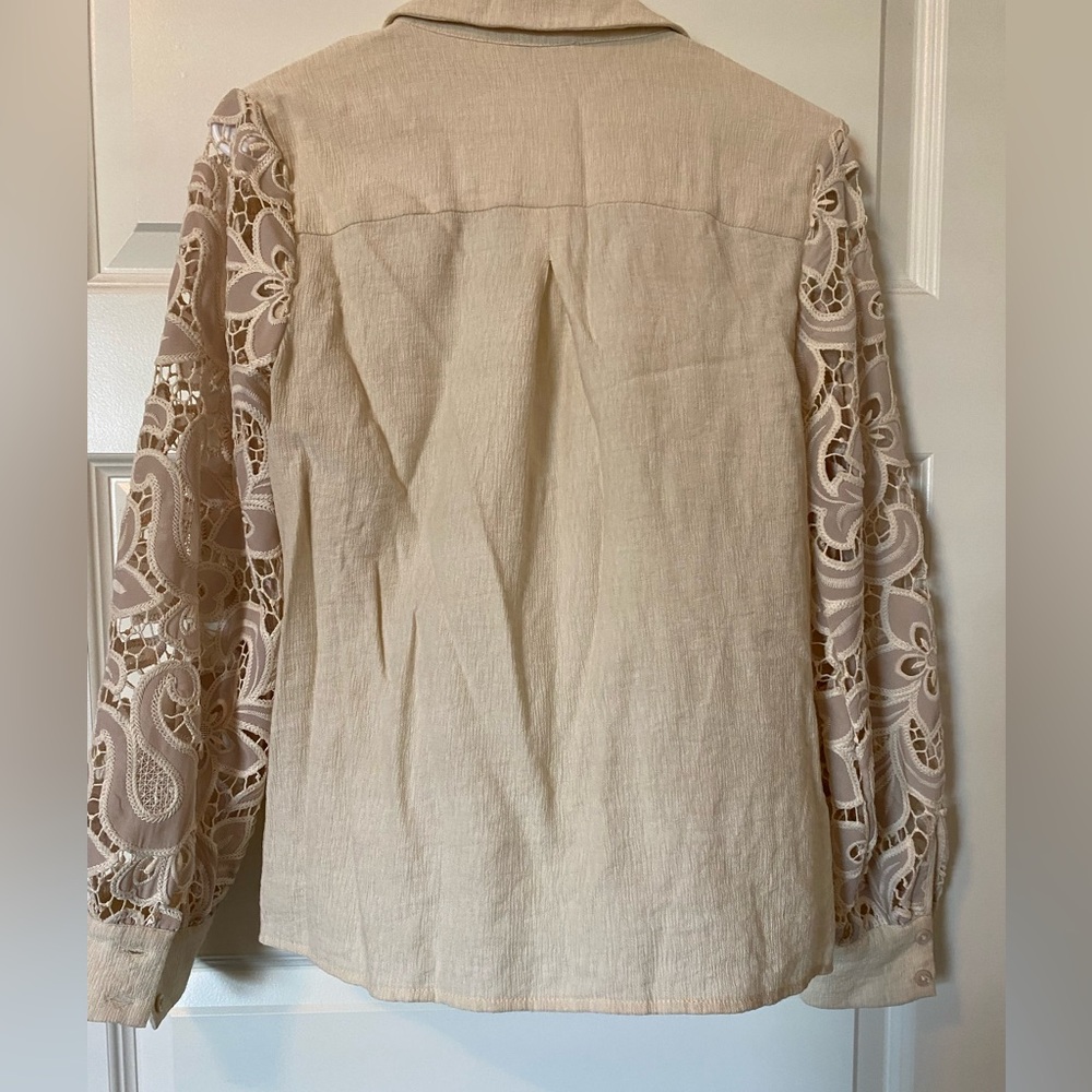 Lace embroidered sleeve button down - Picture 4 of 4